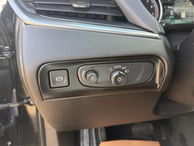 2019 Buick Enclave Premium  ONE OWNER - Photo 16 - Edmonton, AB T5S 1P8