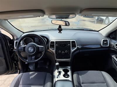 2011 Jeep Grand Cherokee Laredo   - Photo 8 - Edmonton, AB T5S 1P8
