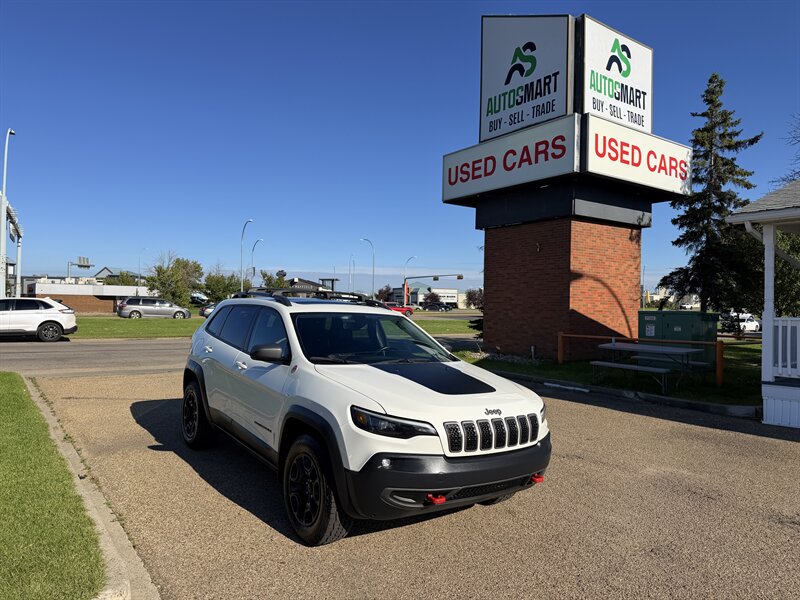2019 Jeep Cherokee Trailhawk  ONE OWNER - Photo 1 - Edmonton, AB T5S 1P8