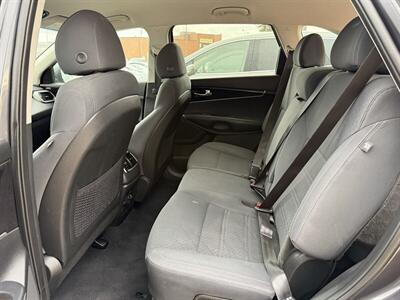 2018 Kia Sorento LX V6   - Photo 8 - Edmonton, AB T5S 1P8