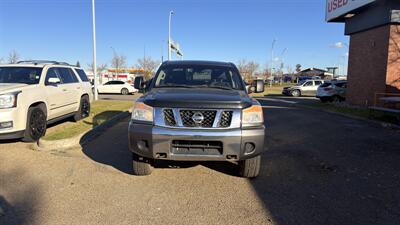 2012 Nissan Titan SL  NO ACCIDENTS - Photo 2 - Edmonton, AB T5S 1P8