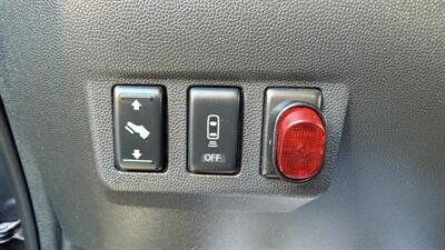 2012 Nissan Titan SL  NO ACCIDENTS - Photo 12 - Edmonton, AB T5S 1P8