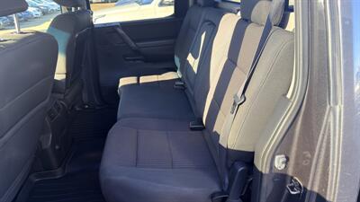 2012 Nissan Titan SL  NO ACCIDENTS - Photo 7 - Edmonton, AB T5S 1P8