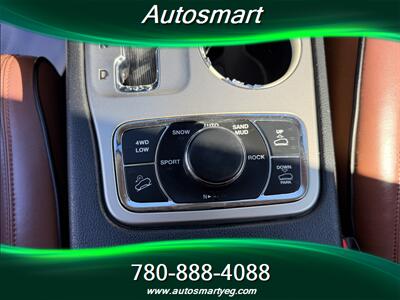 2011 Jeep Grand Cherokee Overland   - Photo 13 - Edmonton, AB T5L 1A4