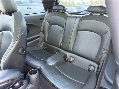 2017 MINI Hardtop 2 Door Cooper  ONE OWNER - Photo 8 - Edmonton, AB T5S 1P8