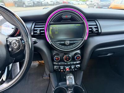 2017 MINI Hardtop 2 Door Cooper  ONE OWNER - Photo 13 - Edmonton, AB T5S 1P8