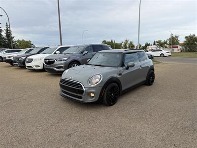2017 MINI Hardtop 2 Door Cooper  ONE OWNER - Photo 3 - Edmonton, AB T5S 1P8