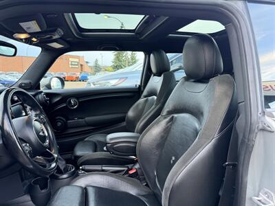 2017 MINI Hardtop 2 Door Cooper  ONE OWNER - Photo 10 - Edmonton, AB T5S 1P8