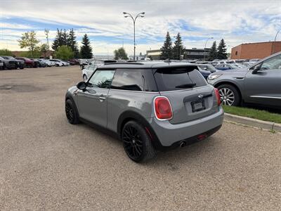 2017 MINI Hardtop 2 Door Cooper  ONE OWNER - Photo 4 - Edmonton, AB T5S 1P8