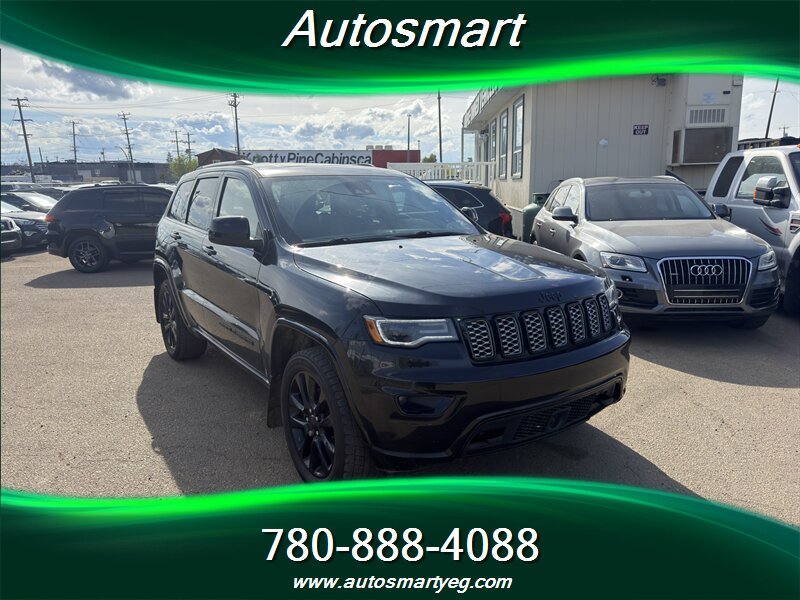 2020 Jeep Grand Cherokee Altitude  ONE OWNER