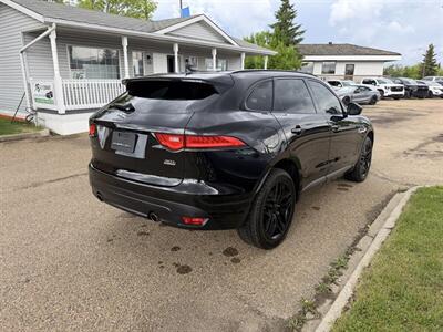 2019 Jaguar F-PACE 30T R-Sport   - Photo 6 - Edmonton, AB T5S 1P8