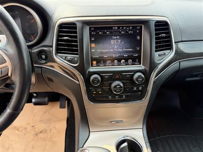 2015 Jeep Grand Cherokee Overland  NO ACCIDENTS - Photo 14 - Edmonton, AB T5S 1P8