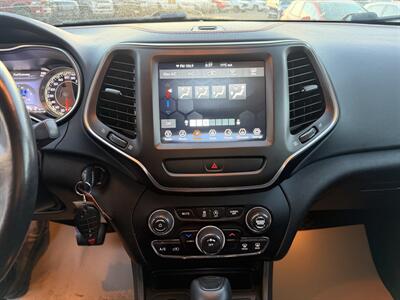 2020 Jeep Cherokee Trailhawk Elite  NO ACCIDENTS - Photo 12 - Edmonton, AB T5S 1P8