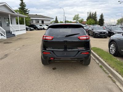 2015 Jeep Cherokee Trailhawk   - Photo 4 - Edmonton, AB T5S 1P8