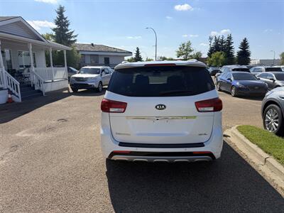 2018 Kia Sedona SXL Plus   - Photo 4 - Edmonton, AB T5S 1P8