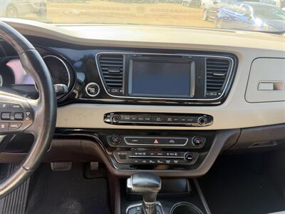 2018 Kia Sedona SXL Plus   - Photo 13 - Edmonton, AB T5S 1P8