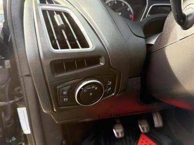 2015 Ford Focus ST   - Photo 15 - Edmonton, AB T5S 1P8