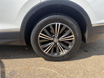 2018 Volkswagen Tiguan 2.0T SEL Premium 4Motion   - Photo 17 - Edmonton, AB T5S 1P8