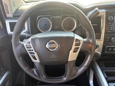 2018 Nissan Titan PRO-4X  NO ACCIDENTS - Photo 13 - Edmonton, AB T5S 1P8