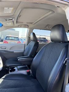 2013 Toyota Sienna SE 8-Passenger   - Photo 11 - Edmonton, AB T5L 1A4