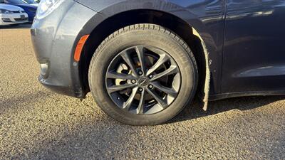 2020 Chrysler Pacifica Launch Edition  ONE OWNER - Photo 19 - Edmonton, AB T5S 1P8