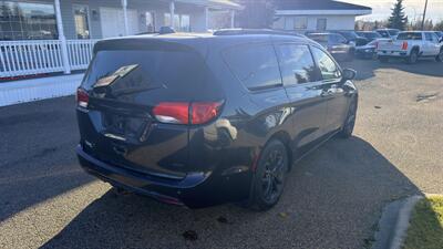2020 Chrysler Pacifica Launch Edition  ONE OWNER - Photo 6 - Edmonton, AB T5S 1P8