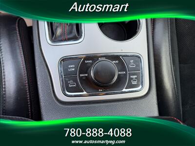 2017 Jeep Grand Cherokee Trailhawk   - Photo 13 - Edmonton, AB T5L 1A4