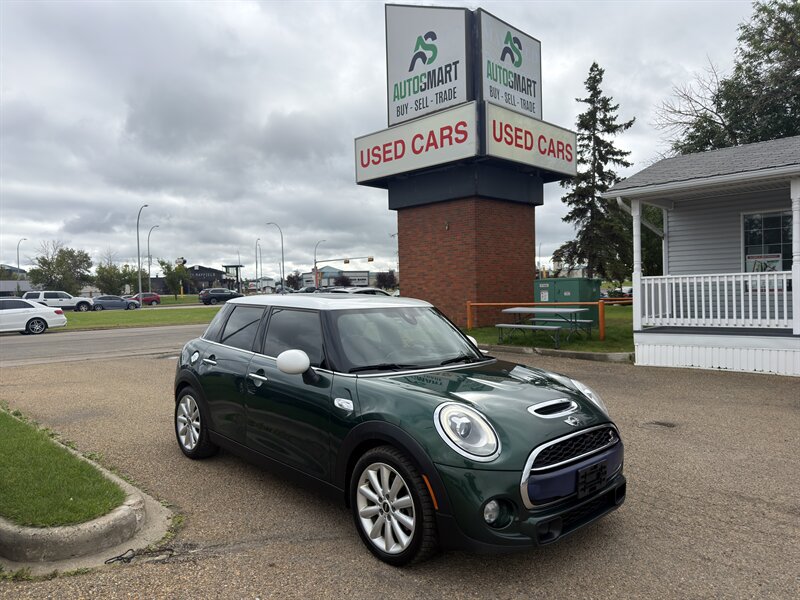 2016 MINI Hardtop 4 Door Cooper S   - Photo 1 - Edmonton, AB T5S 1P8