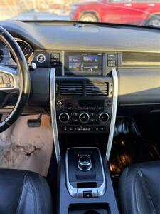 2017 Land Rover Discovery Sport HSE   - Photo 11 - Edmonton, AB T5L 1A4
