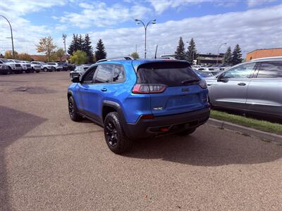 2019 Jeep Cherokee Trailhawk Elite   - Photo 4 - Edmonton, AB T5S 1P8