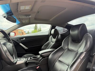 2010 Hyundai Genesis Coupe 3.8 - Photo 8 - Edmonton, AB T5S 1P8