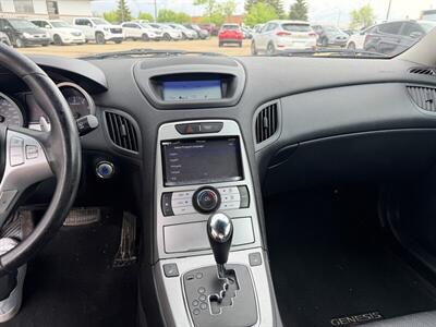 2010 Hyundai Genesis Coupe 3.8 - Photo 10 - Edmonton, AB T5S 1P8