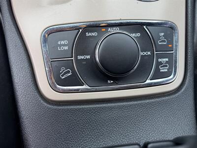 2014 Jeep Grand Cherokee Overland   - Photo 13 - Edmonton, AB T5S 1P8