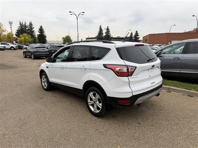 2018 Ford Escape SEL  NO ACCIDENTS - Photo 4 - Edmonton, AB T5S 1P8