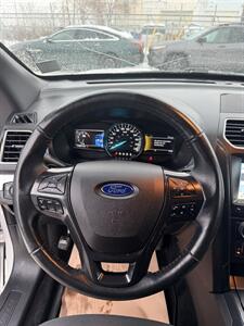 2017 Ford Explorer XLT   - Photo 12 - Edmonton, AB T5L 1A4