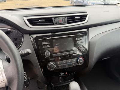2015 Nissan Rogue S  ONE OWNER - Photo 11 - Edmonton, AB T5S 1P8