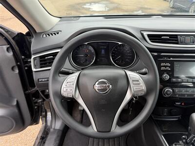 2015 Nissan Rogue S  ONE OWNER - Photo 12 - Edmonton, AB T5S 1P8