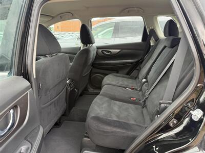2015 Nissan Rogue S  ONE OWNER - Photo 7 - Edmonton, AB T5S 1P8