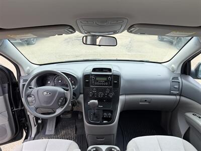 2012 Kia Sedona LX   - Photo 10 - Edmonton, AB T5S 1P8