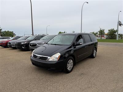 2012 Kia Sedona LX   - Photo 3 - Edmonton, AB T5S 1P8