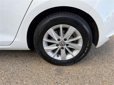 2015 Volkswagen Golf TDI S  DIESEL - Photo 14 - Edmonton, AB T5S 1P8
