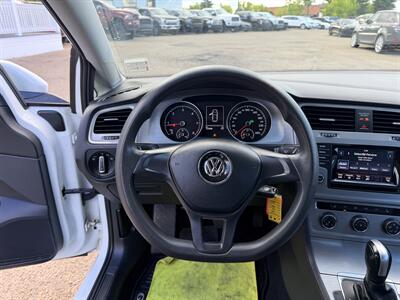 2015 Volkswagen Golf TDI S  DIESEL - Photo 12 - Edmonton, AB T5S 1P8