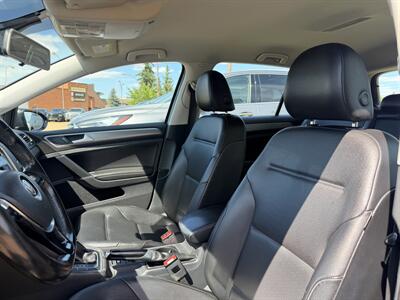 2017 Volkswagen Golf 1.8T Trendline  ONE OWNER - Photo 10 - Edmonton, AB T5S 1P8