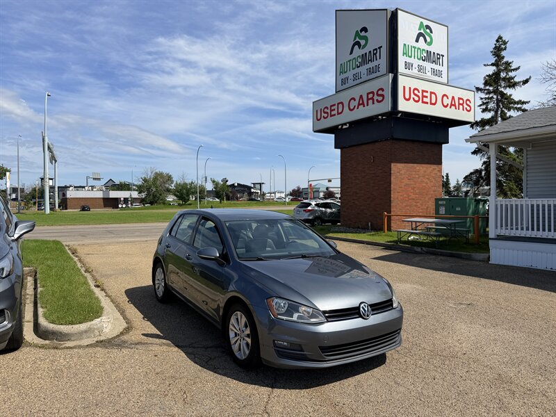 2017 Volkswagen Golf 1.8T Trendline  ONE OWNER - Photo 1 - Edmonton, AB T5S 1P8