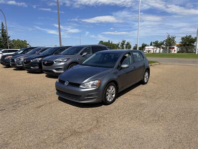 2017 Volkswagen Golf 1.8T Trendline  ONE OWNER - Photo 3 - Edmonton, AB T5S 1P8
