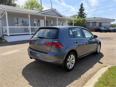 2017 Volkswagen Golf 1.8T Trendline  ONE OWNER - Photo 6 - Edmonton, AB T5S 1P8