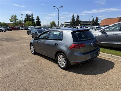 2017 Volkswagen Golf 1.8T Trendline  ONE OWNER - Photo 4 - Edmonton, AB T5S 1P8