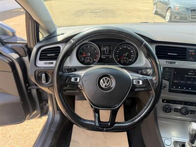 2017 Volkswagen Golf 1.8T Trendline  ONE OWNER - Photo 13 - Edmonton, AB T5S 1P8
