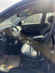 2018 Hyundai Santa Fe 2.4L Premium   - Photo 11 - Edmonton, AB T5L 1A4
