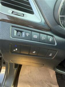 2018 Hyundai Santa Fe 2.4L Premium   - Photo 16 - Edmonton, AB T5L 1A4